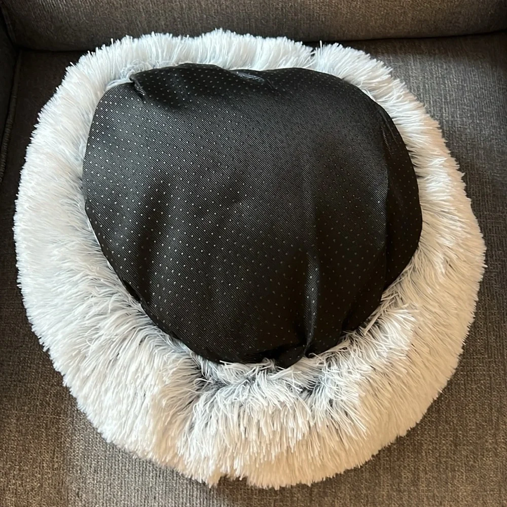 Pet bed